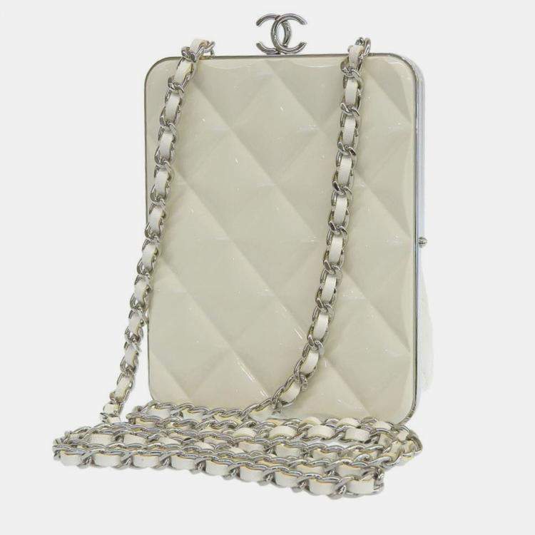 Pre Owned Chanel CC White Lambskin Quilted Evening Clutch With Chain