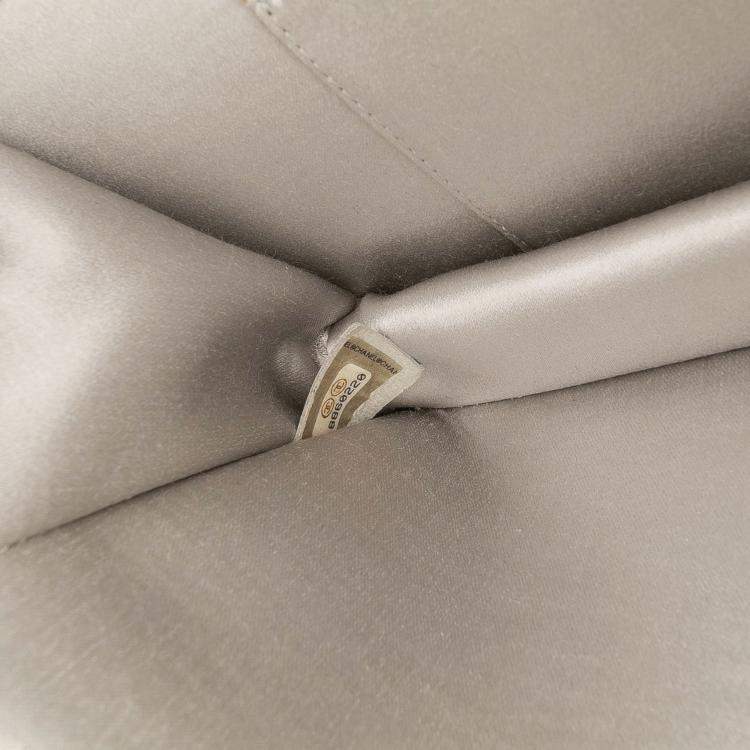 Pre Owned Chanel Silver Quilted Lambskin Boy Flap Clutch