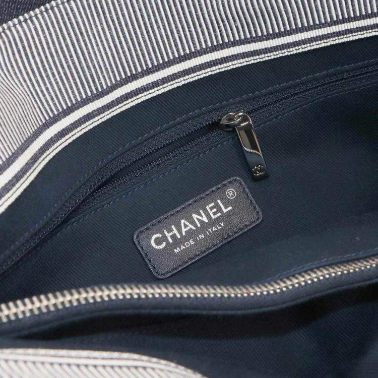 Pre Owned Chanel 2-Way Hand/Shoulder Bag In Denim Navy White And Brown. Denim Shopping Bag.