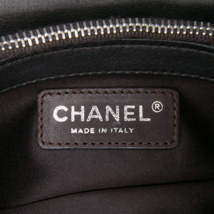 Pre Owned Chanel Black CC Quilted Calfskin Ultimate Stitch Flap