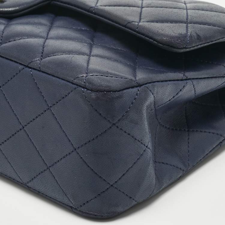 Pre Owned Chanel Navy Blue Quilted Leather Medium Classic Double Flap Bag