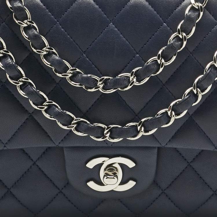 Pre Owned Chanel Navy Blue Quilted Leather Medium Classic Double Flap Bag