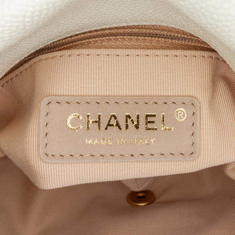 Pre Owned Chanel White Small Quilted Caviar Chain Melody Flap