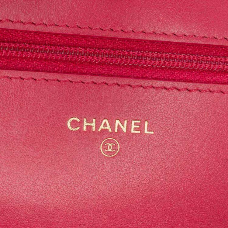 Pre Owned Chanel Pink Quilted Lambskin 19 Wallet on Chain