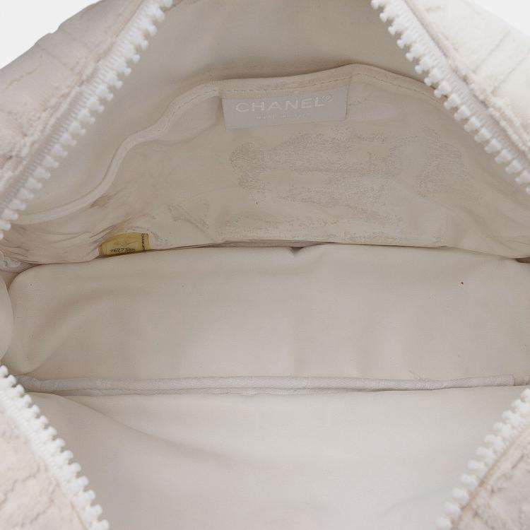 Pre Owned Chanel off White Terry Cloth Sport Line Flap