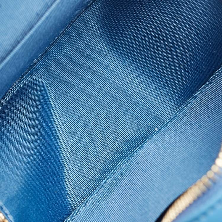 Pre Owned Chanel Blue Quilted Leather Ribbon Round Chain Clutch