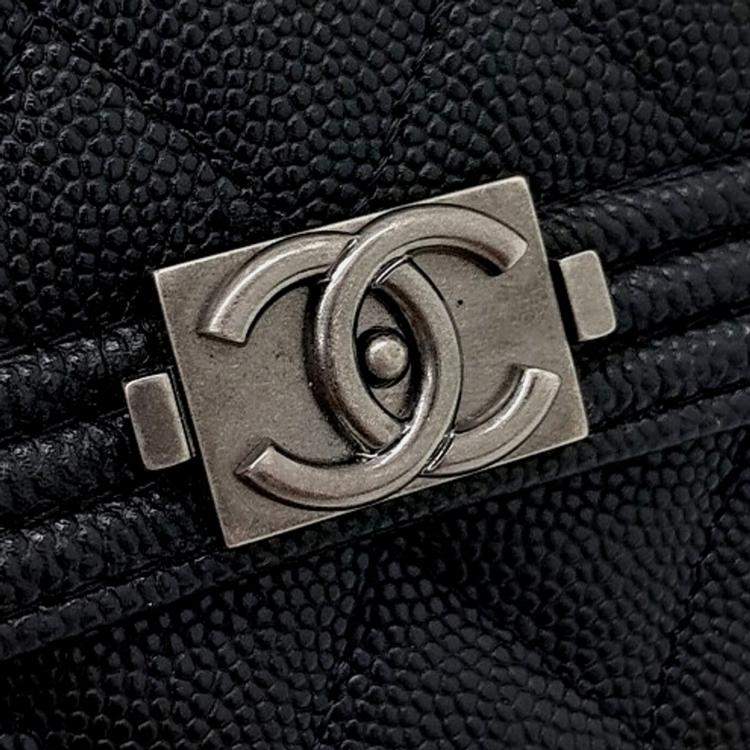Pre Owned Chanel Black Leather Caviar Boy Bifold Wallet