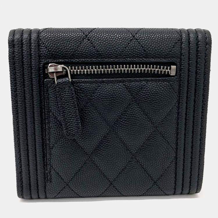 Pre Owned Chanel Black Leather Caviar Boy Bifold Wallet