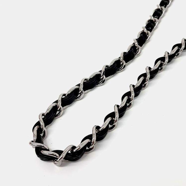 Pre Owned Chanel Black Patent Leather Patent Petit Sac Crossbody Bag