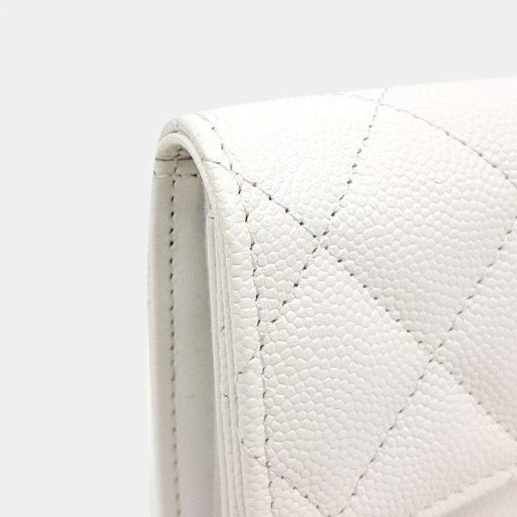 Pre Owned Chanel White Caviar Leather Caviar Medium Wallet