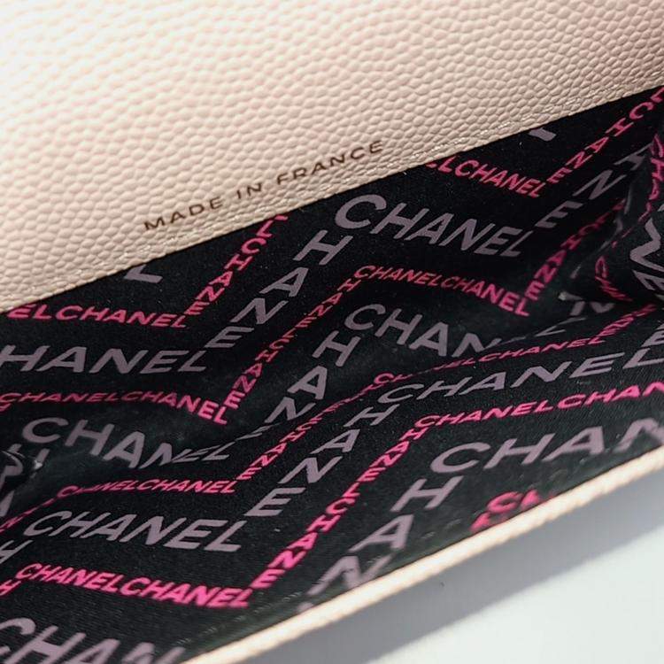 Pre Owned Chanel Pink Caviar Leather Caviar Card Holder