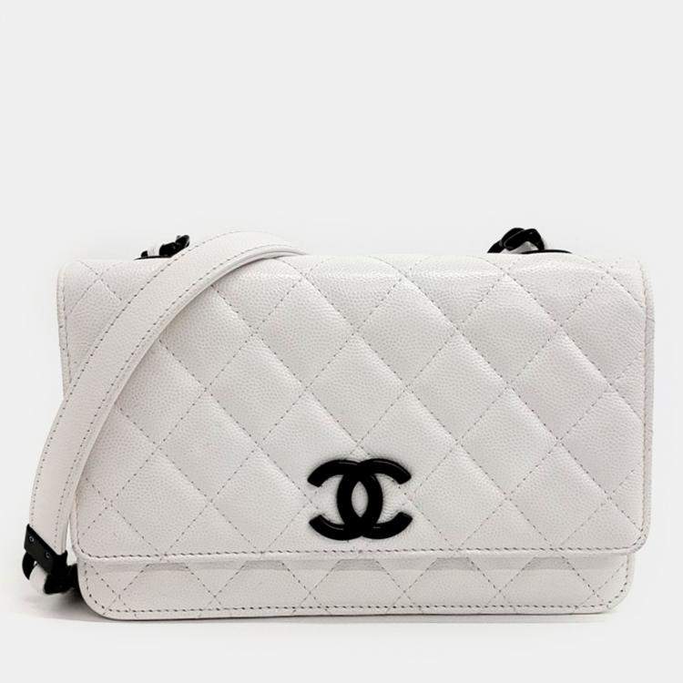 Pre Owned Chanel White Caviar Leather Caviar WOC Crossbody Bag