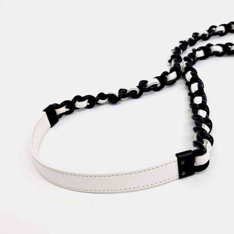 Pre Owned Chanel White Caviar Leather Caviar WOC Crossbody Bag