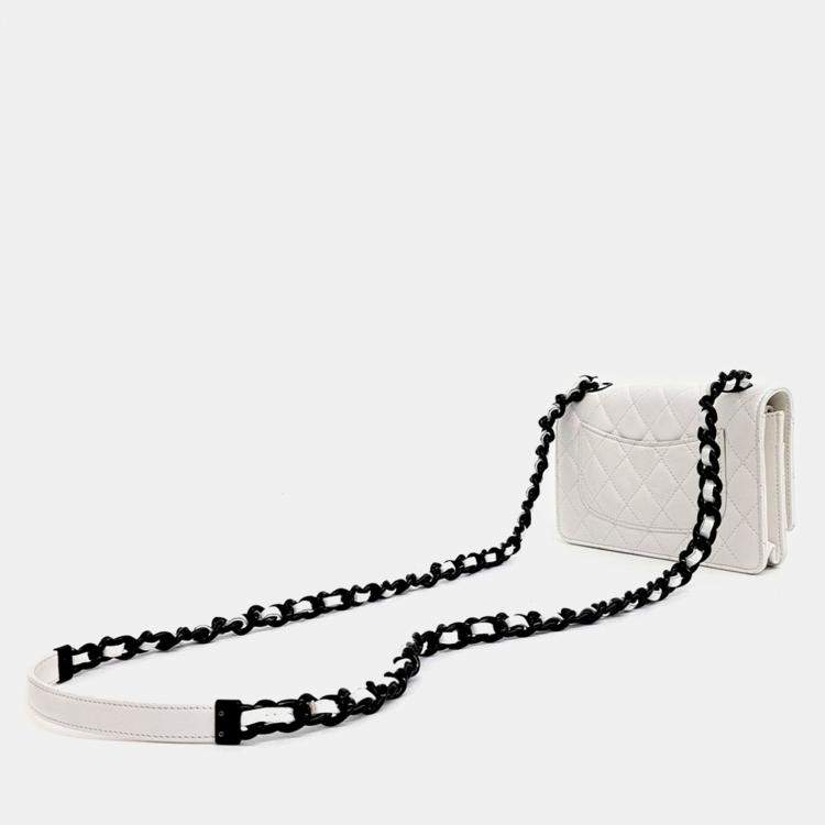 Pre Owned Chanel White Caviar Leather Caviar WOC Crossbody Bag
