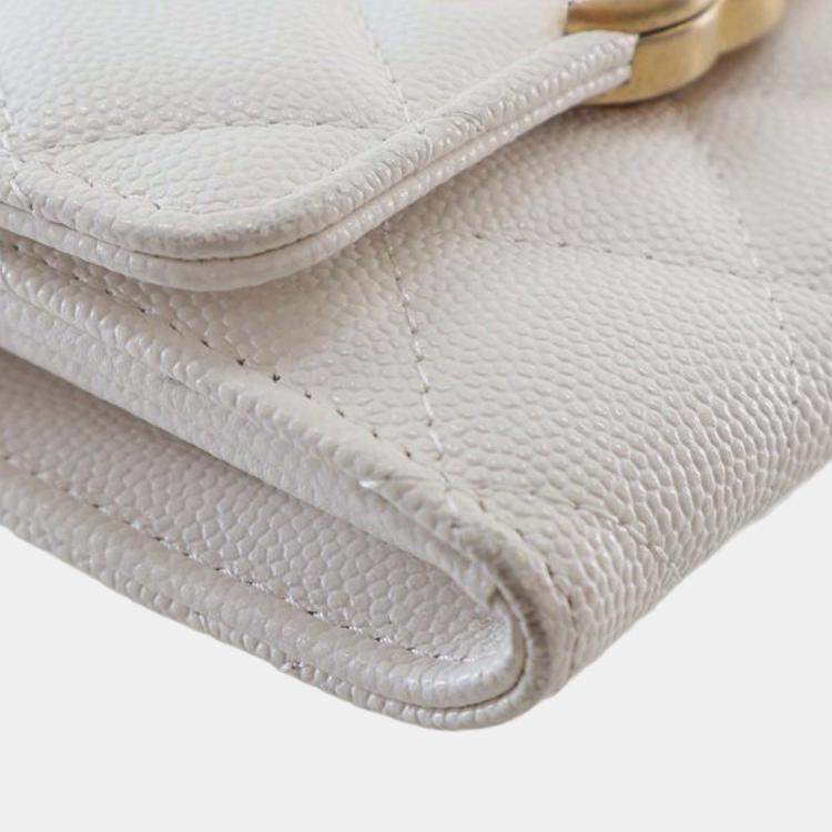 Pre Owned Chanel White Quilted Caviar Card Holder on Chain
