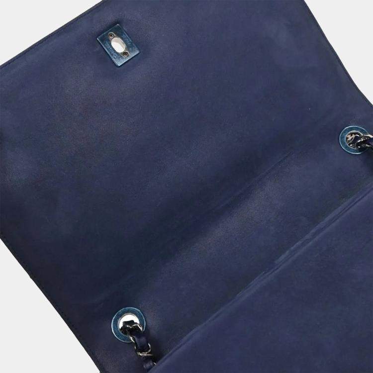 Pre Owned Chanel Navy Calfskin Day Trip Flap Bag