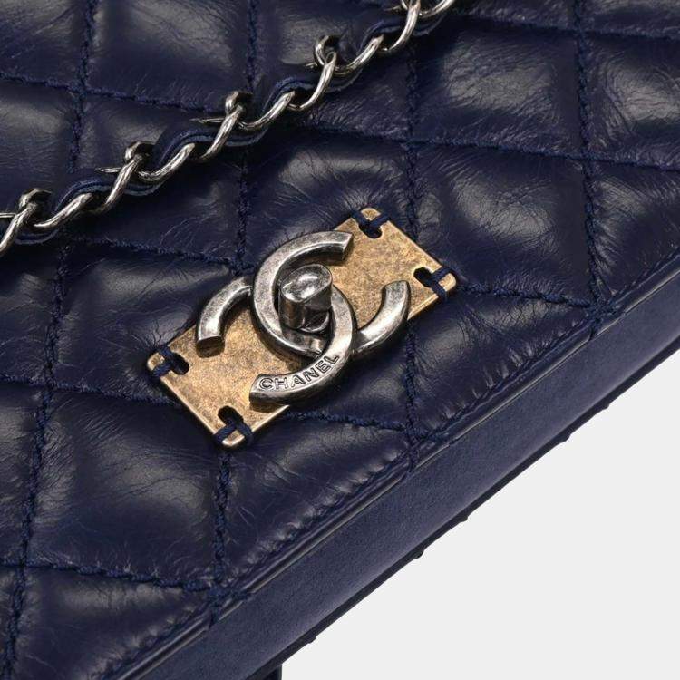 Pre Owned Chanel Navy Calfskin Day Trip Flap Bag