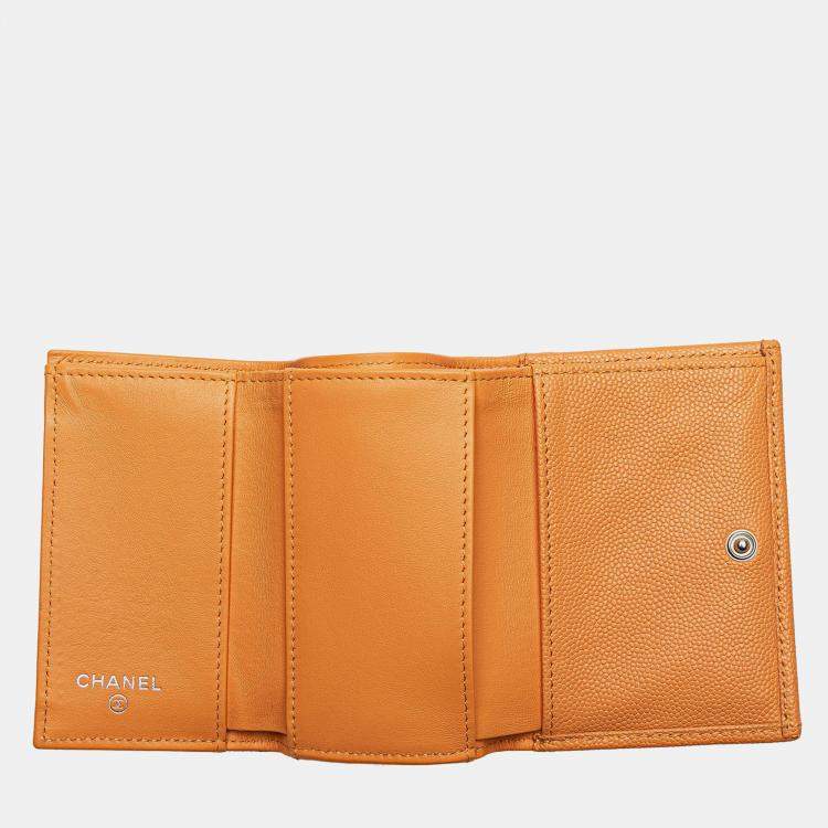 Pre Owned Chanel Orange Quilted Caviar 19 Compact Flap Wallet