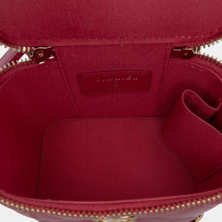 Pre Owned Chanel Red Mini CC Quilted Lambskin Top Handle Vanity Case With Chain