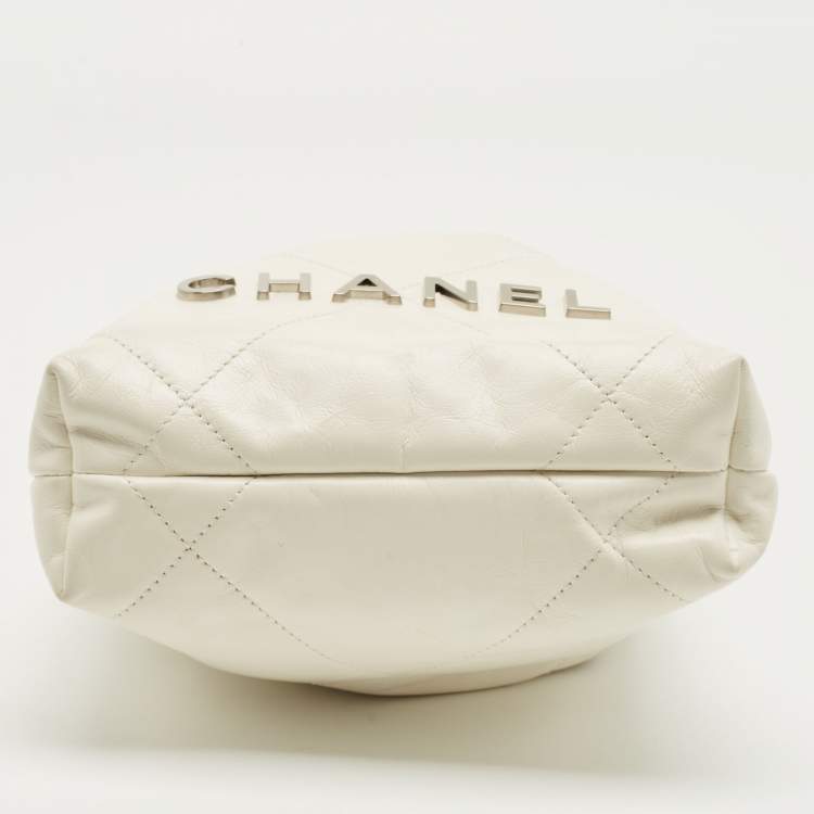 Pre Owned Chanel White Quilted Leather Mini 22 Chain Bag