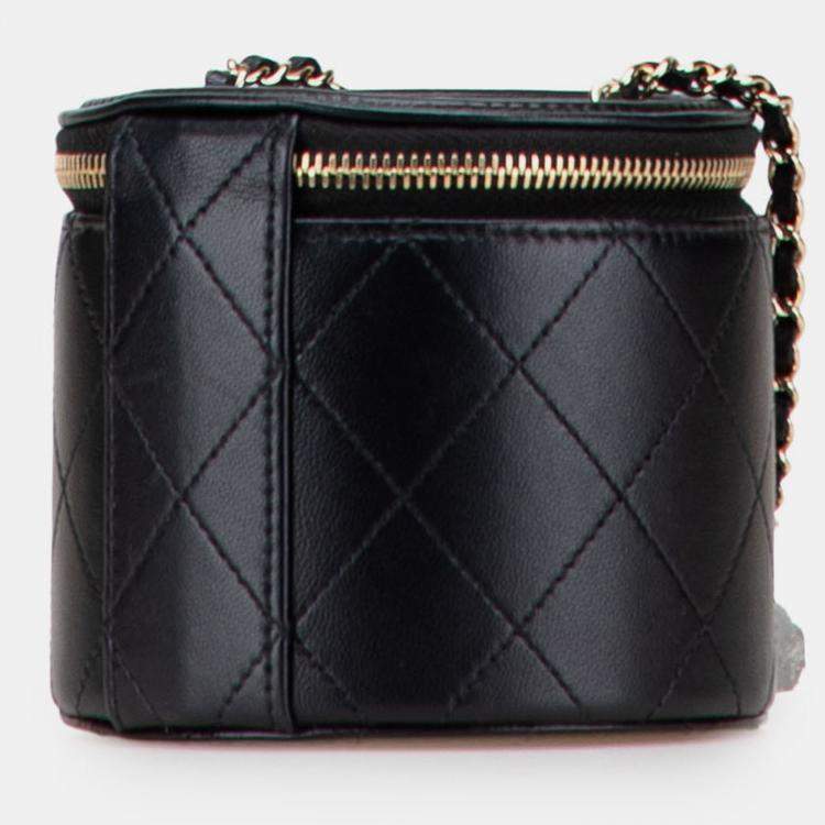 Pre Owned Chanel Quilted Lambskin Chain and Charm Vanity Case