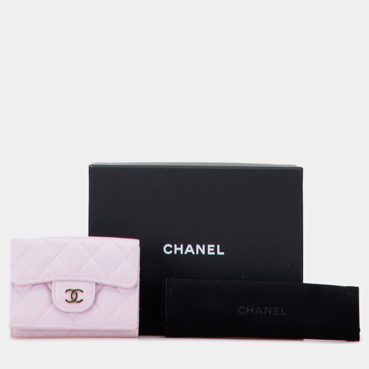 Pre Owned Chanel Pink CC Quilted Caviar Compact Flap Wallet