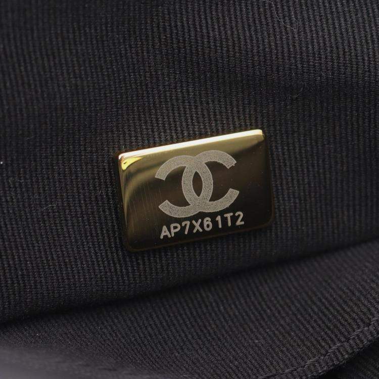 Pre Owned Chanel Black CC Quilted Lambskin Chain Shopping Bag