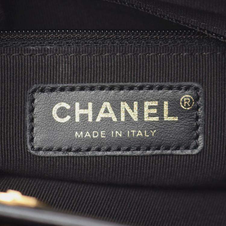 Pre Owned Chanel Black CC Quilted Lambskin Chain Shopping Bag