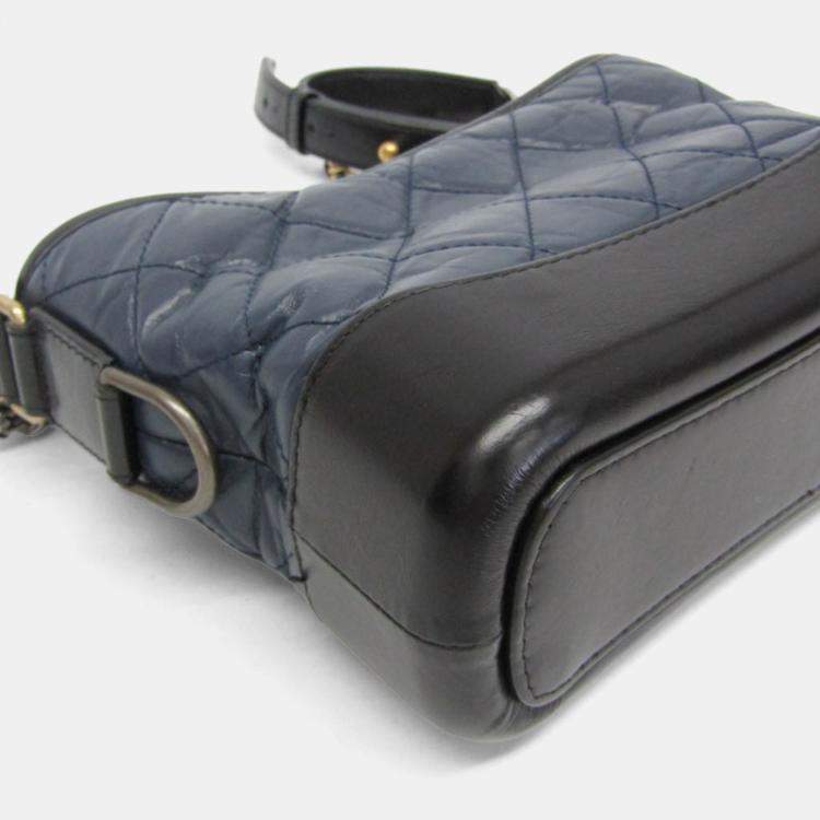 Pre Owned Chanel Gabriel De Chanel Small Leather Shoulder Bag Black Navy
