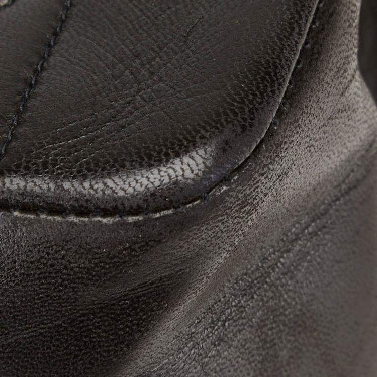 Pre Owned Chanel Matelasse Diana 22 Coco Mark Black Lambskin Shoulder Bag 