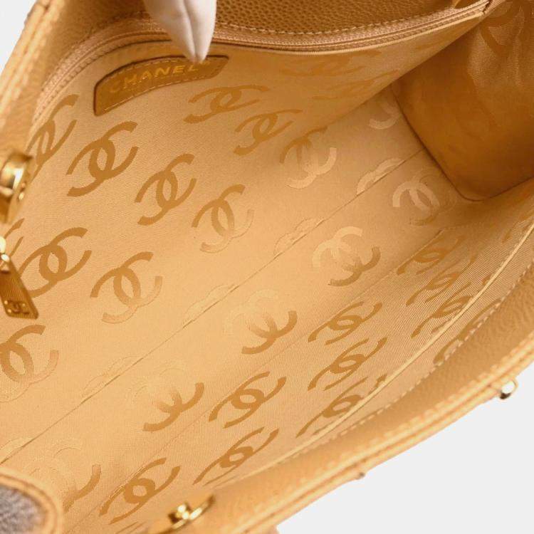 Pre Owned Chanel Beige Calfskin Choco Bar Tote Handbag