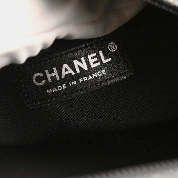 مملوكة مسبقًا Chanel Black Calfskin Bowling Bag