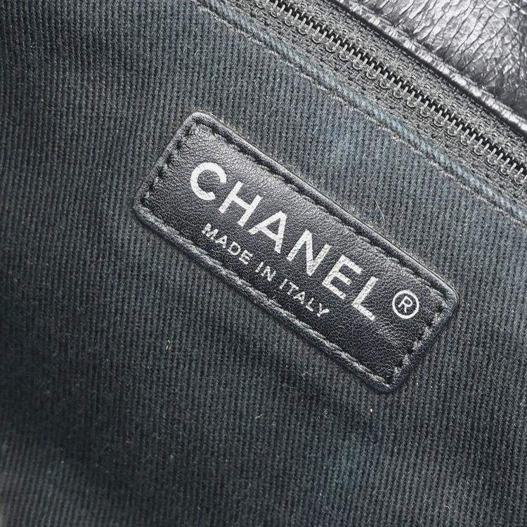 Pre Owned Chanel Black Calfskin Icon Shoulder Bag