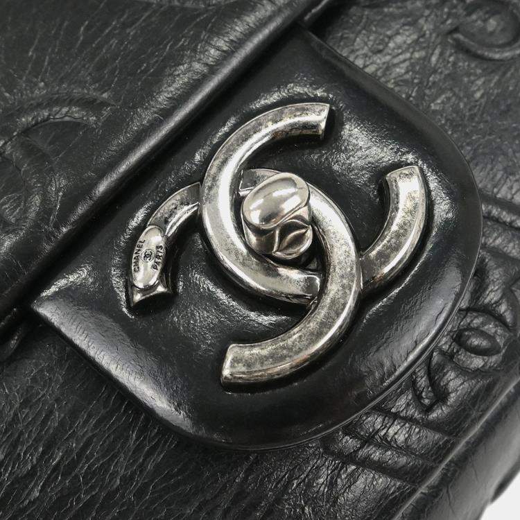 Pre Owned Chanel Black Calfskin Icon Shoulder Bag