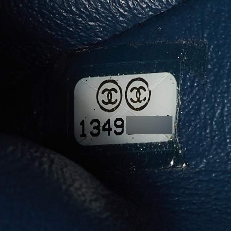 Pre Owned Chanel Blue Quilted Leather Maxi Classic Single Flap Bag