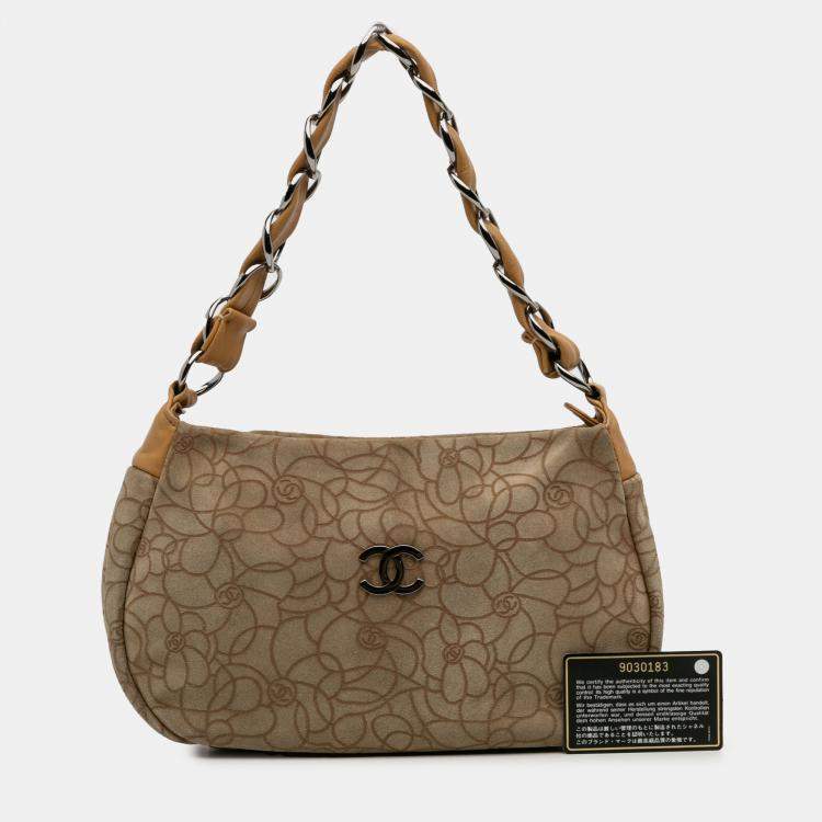 مملوكة مسبقًا Chanel Brown CC Suede Camellia Hobo
