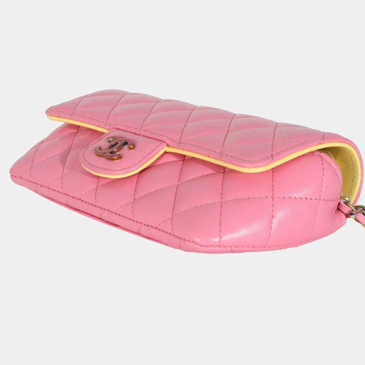 Pre Owned Chanel Pink Quilted Lambskin Sunglasses Case On Chain