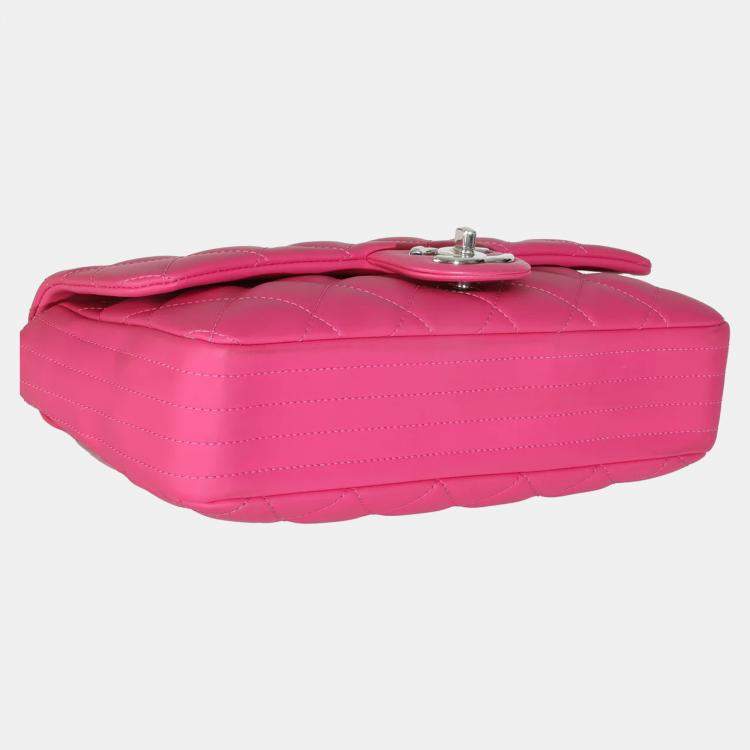 Pre Owned Chanel Pink Rubber Quilted Lambskin Medium Coco Rain Flap Bag