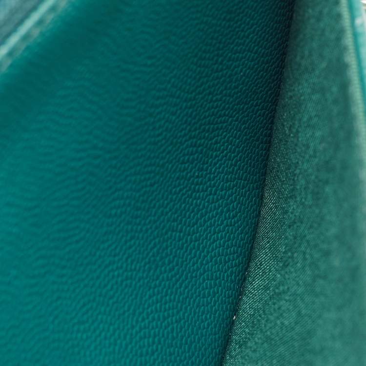 Pre Owned Chanel Teal Blue Quilted Caviar Leather Classic Wallet On Chain