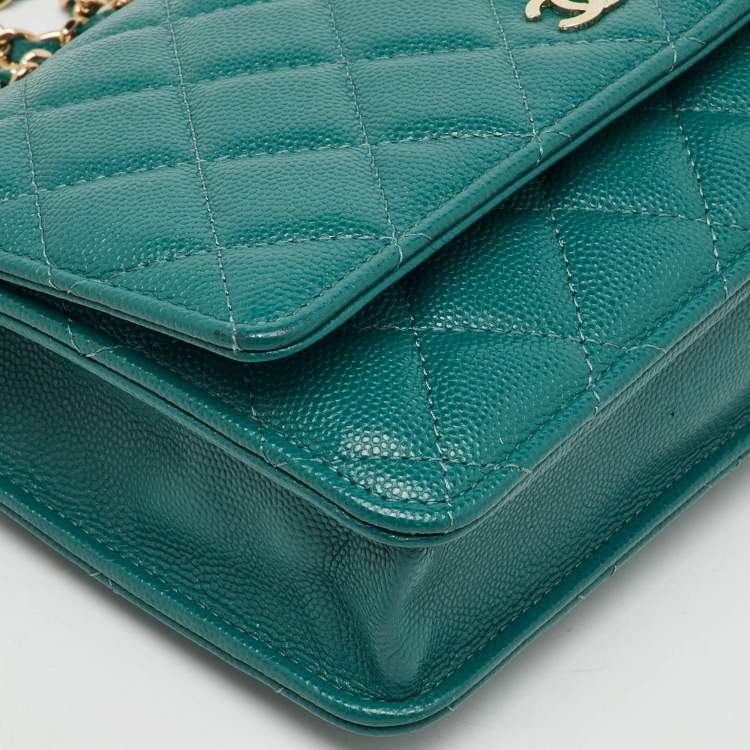 Pre Owned Chanel Teal Blue Quilted Caviar Leather Classic Wallet On Chain