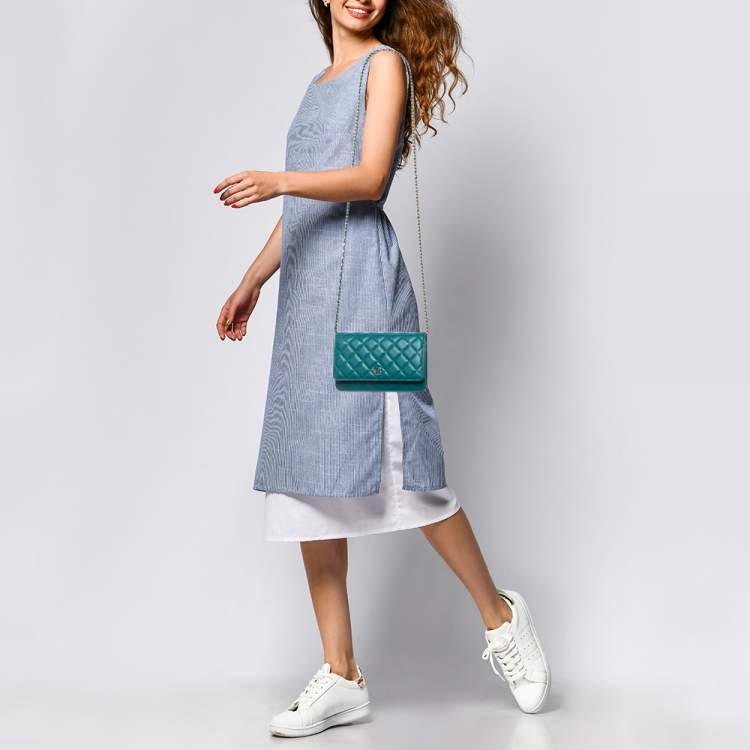 Pre Owned Chanel Teal Blue Quilted Caviar Leather Classic Wallet On Chain