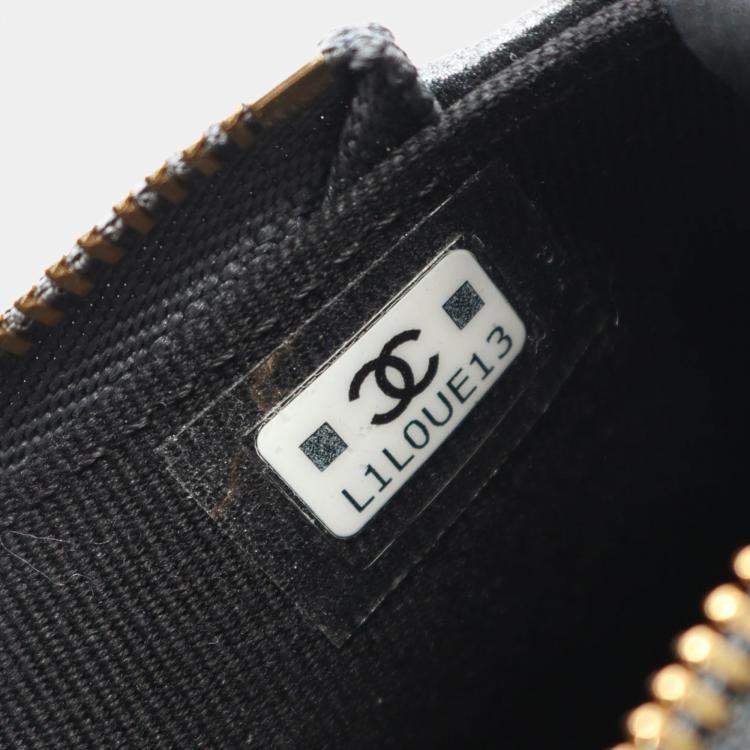 Pre Owned Chanel Grey CC Quilted Metallic Lambskin Charms Hobo