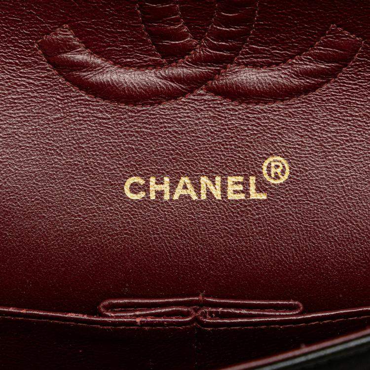 Pre Owned Chanel Black Medium Classic Lambskin Double Flap