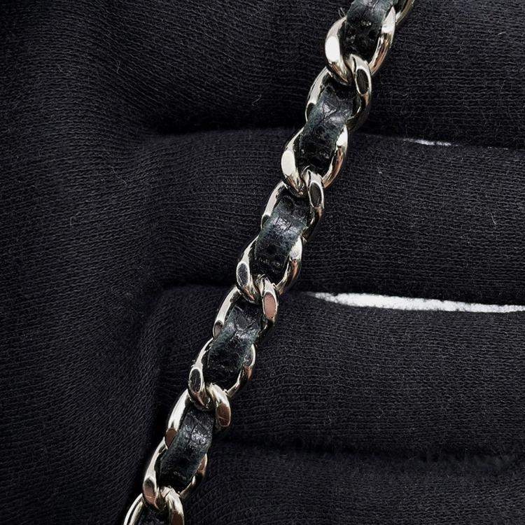 Pre Owned Chanel Cc Logo Chain Wallet Black Caviar Leather