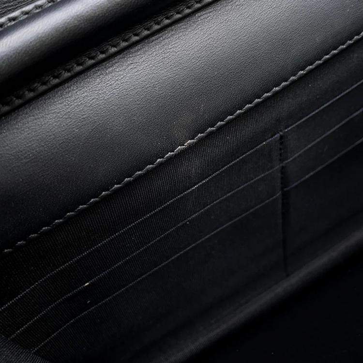 Pre Owned Chanel Cc Logo Chain Wallet Black Caviar Leather