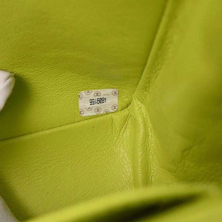 Pre Owned Chanel Light Green Lambskin Medium Diana Shoulder Bag