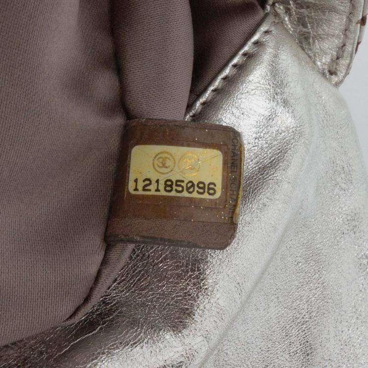 Pre Owned Chanel Silver Metallic Glazed Calfskin Perforated Rodeo Drive Flap