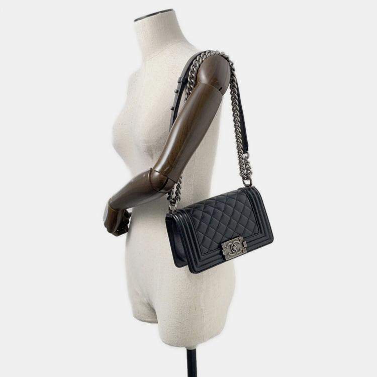 Pre Owned Chanel Boy Black Calfskin Shoulder Bag