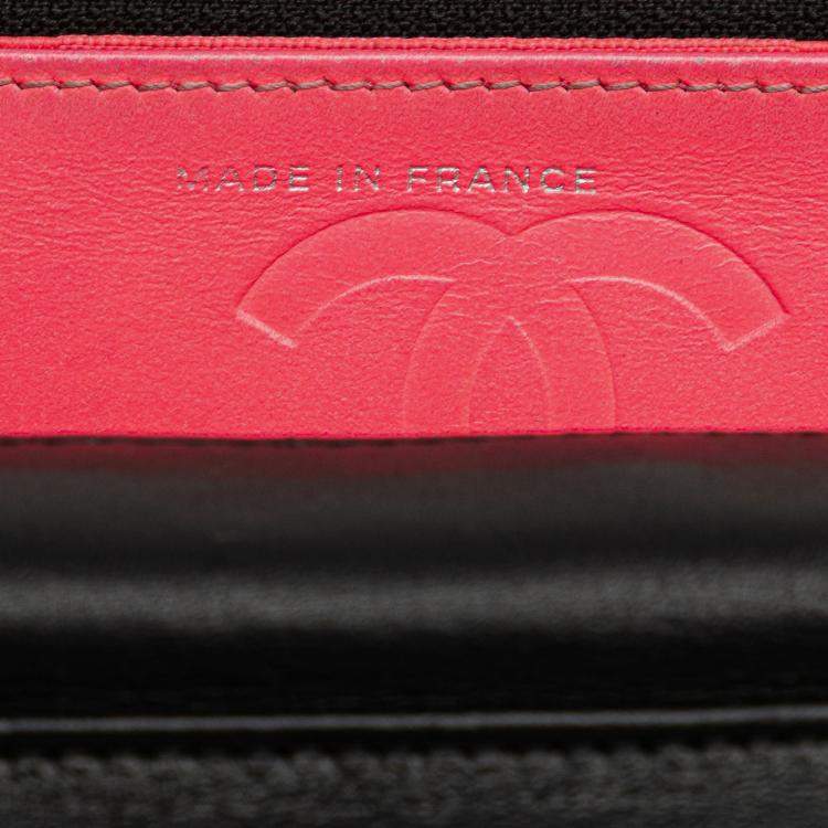 Pre Owned Chanel Black Lambskin Cambon Ligne Wallet On Chain