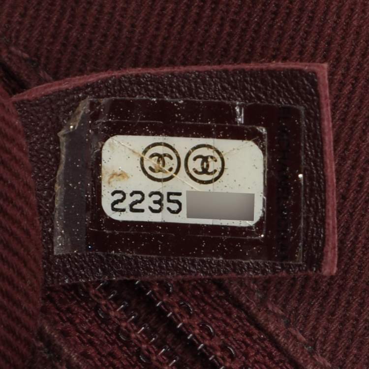 Pre Owned Chanel Burgundy Quilted Aged Leather Day Trip Flap Bag